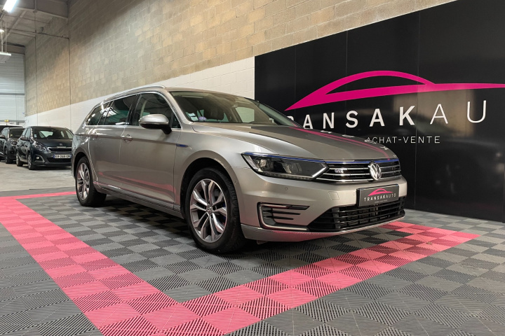VOLKSWAGEN PASSAT SW
