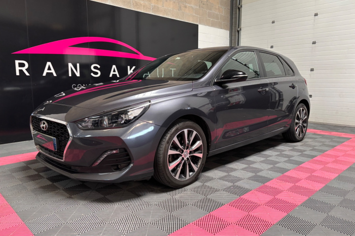 HYUNDAI i30
