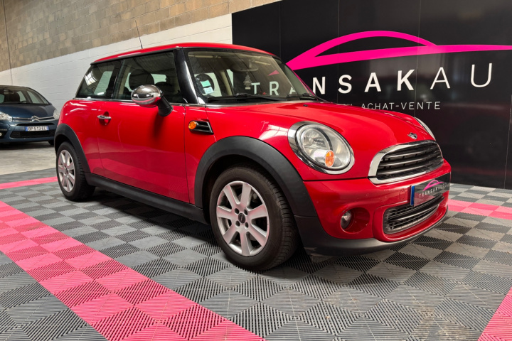 MINI HATCH R56