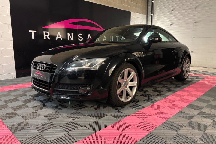AUDI TT COUPE