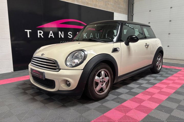 MINI HATCH R56